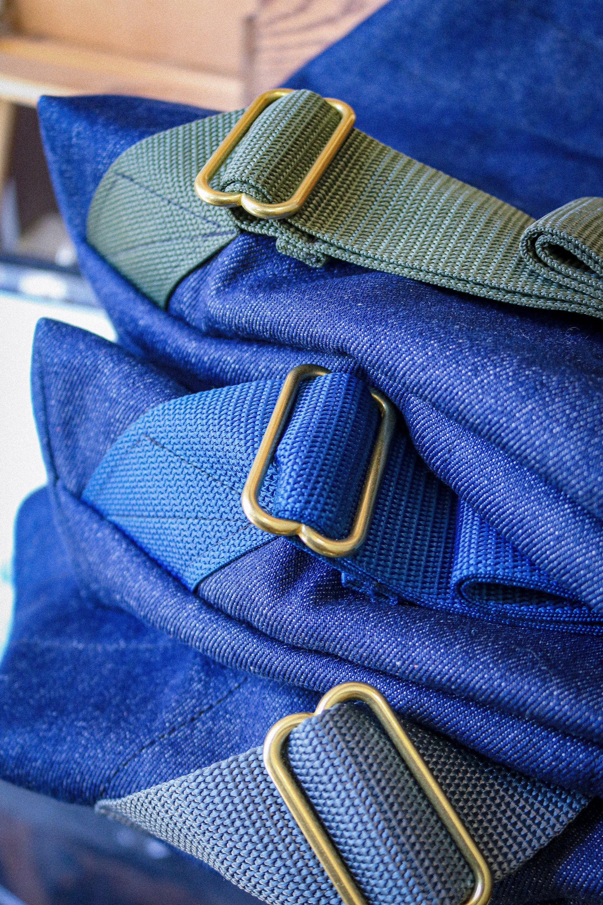 How to fold the backpack straps 